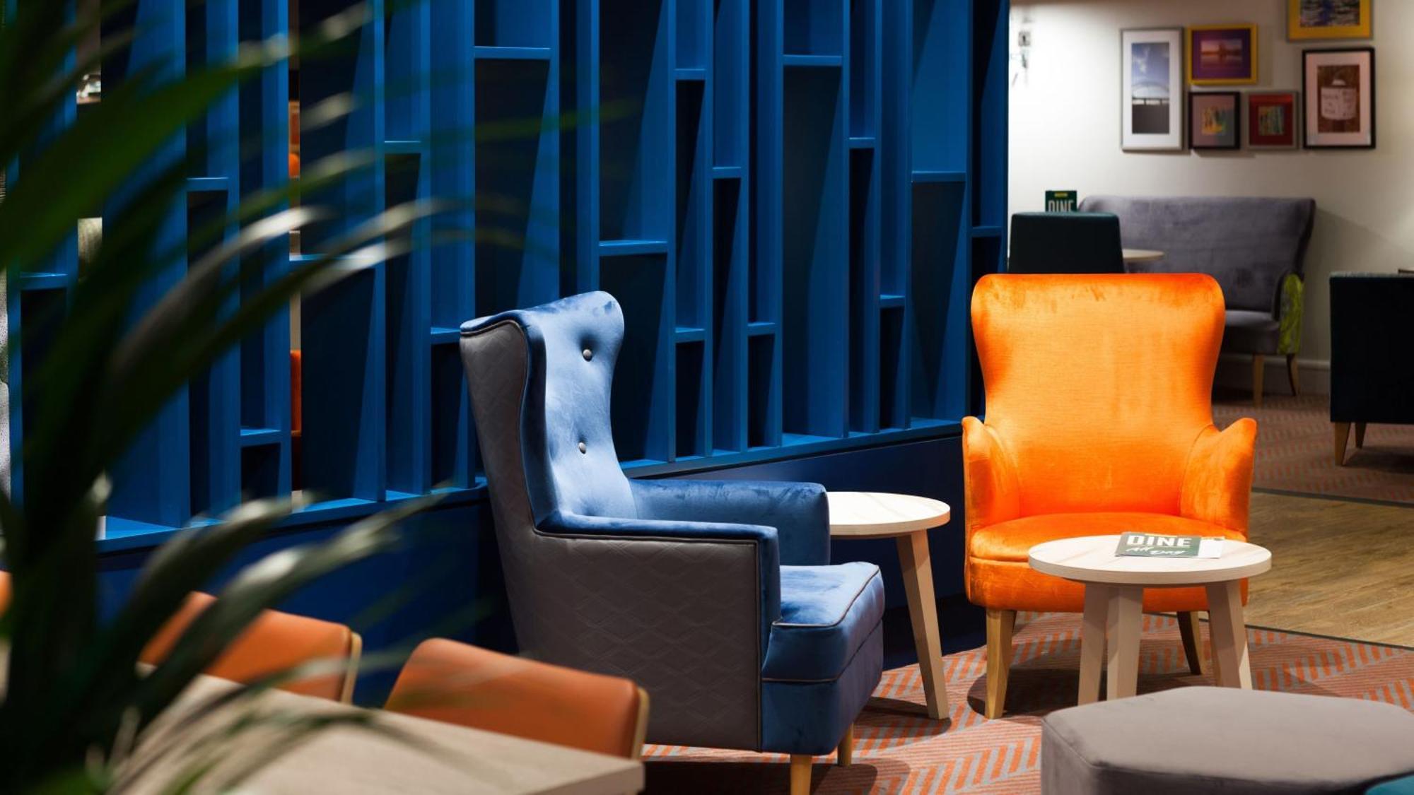 Holiday Inn Runcorn M56 Junction 12 By Ihg Exterior foto